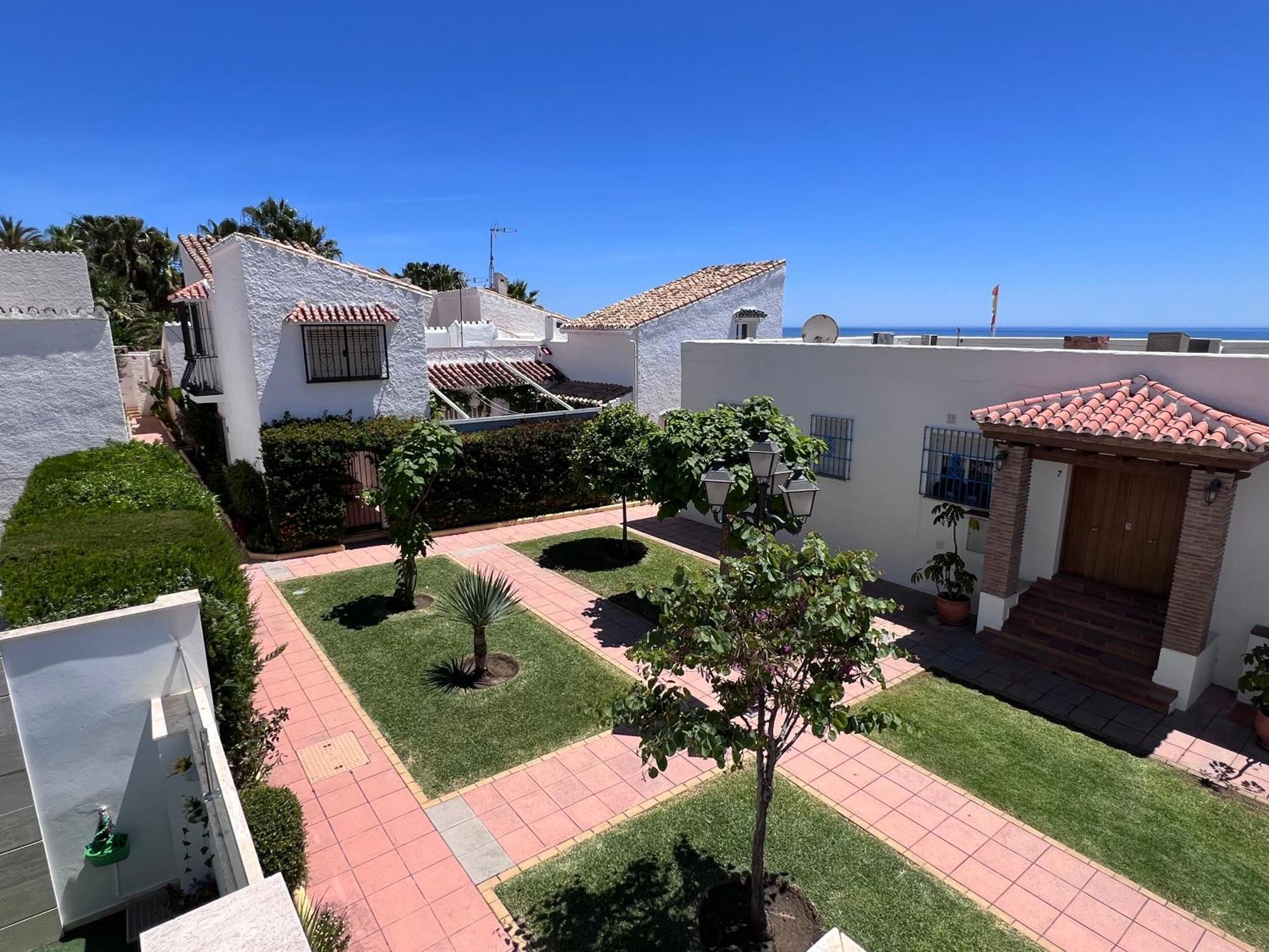 Pirata Bungalow Sea Front Estepona Exteriér fotografie