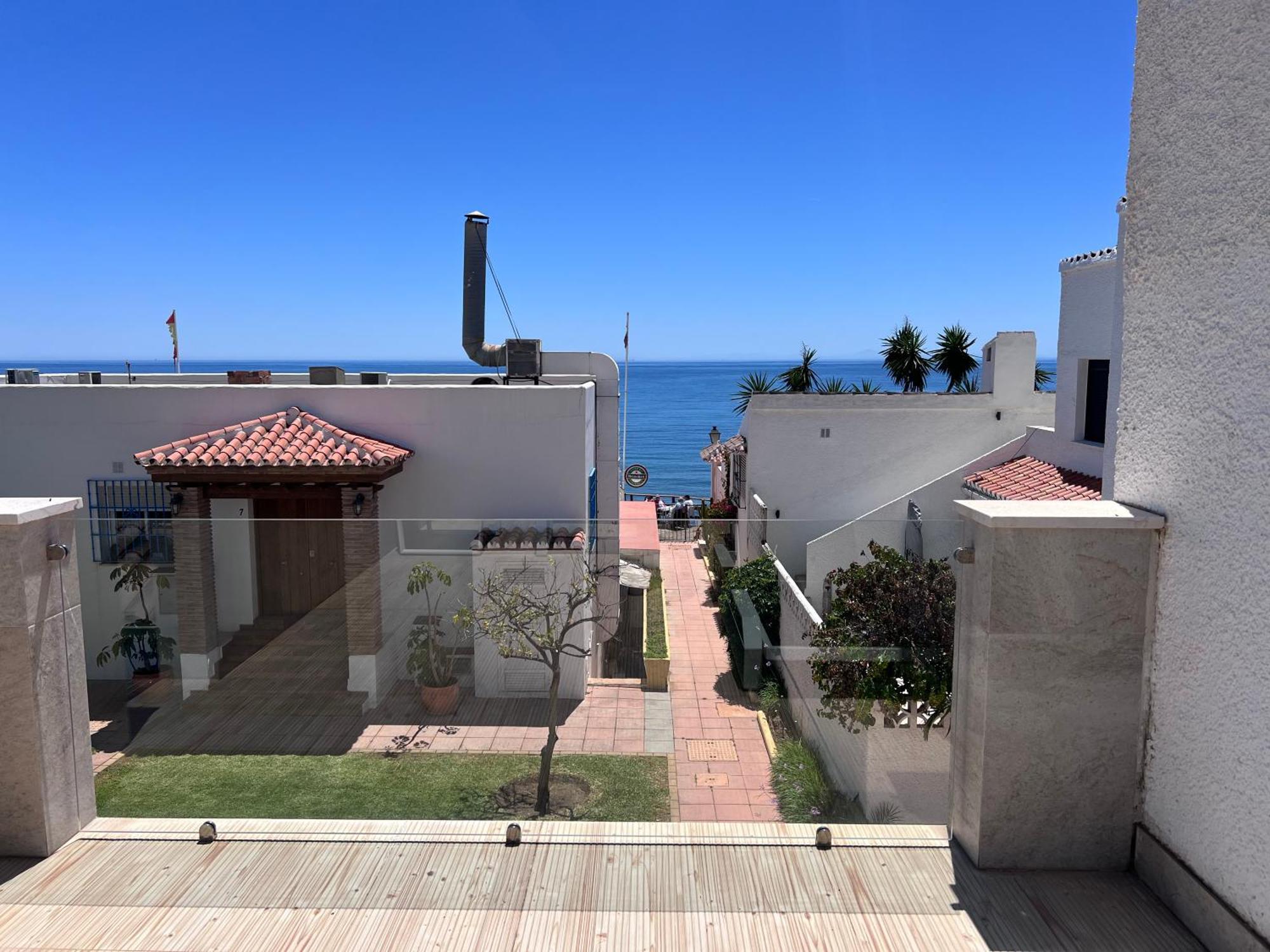 Pirata Bungalow Sea Front Estepona Exteriér fotografie